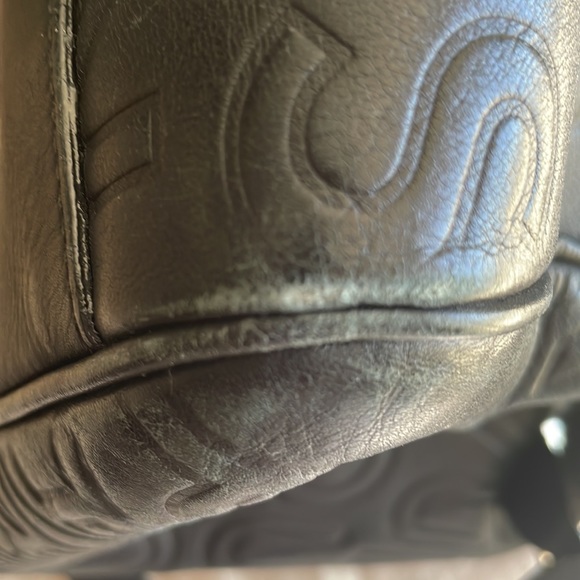 Black Leather Satchel/Duffle with shoulder Strap - Picture 9 of 16